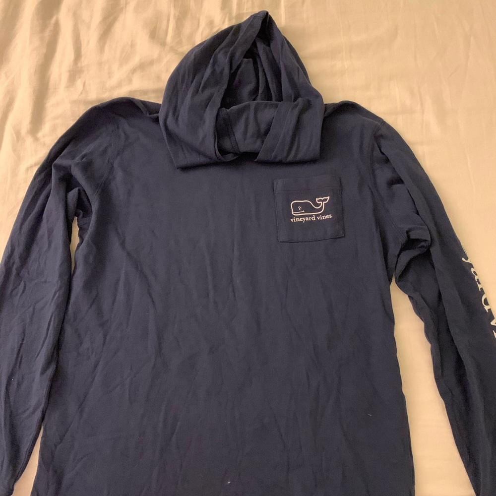 Vineyard vines hooded long sleeve